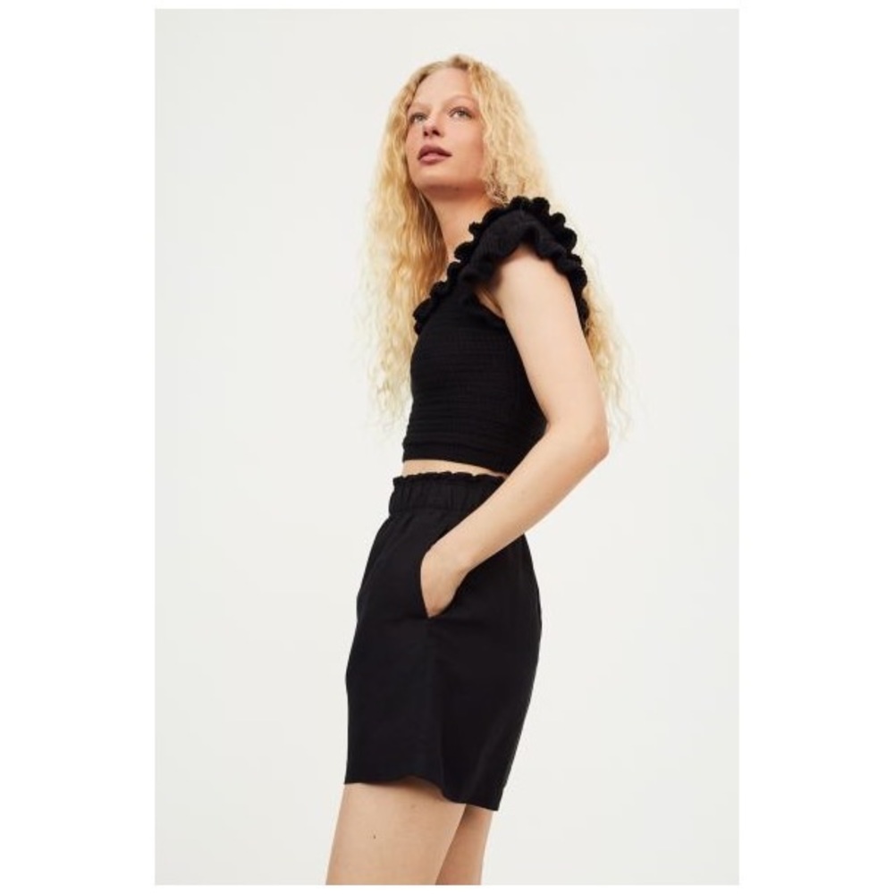 H&M Linen Blend Pull-On Black Shorts